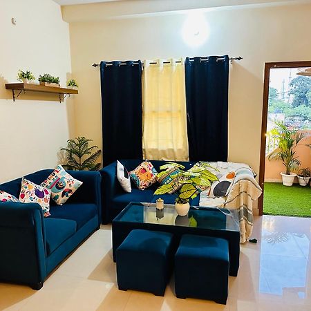 Zoomstay - 3Bhk Apartments Варанасі Екстер'єр фото
