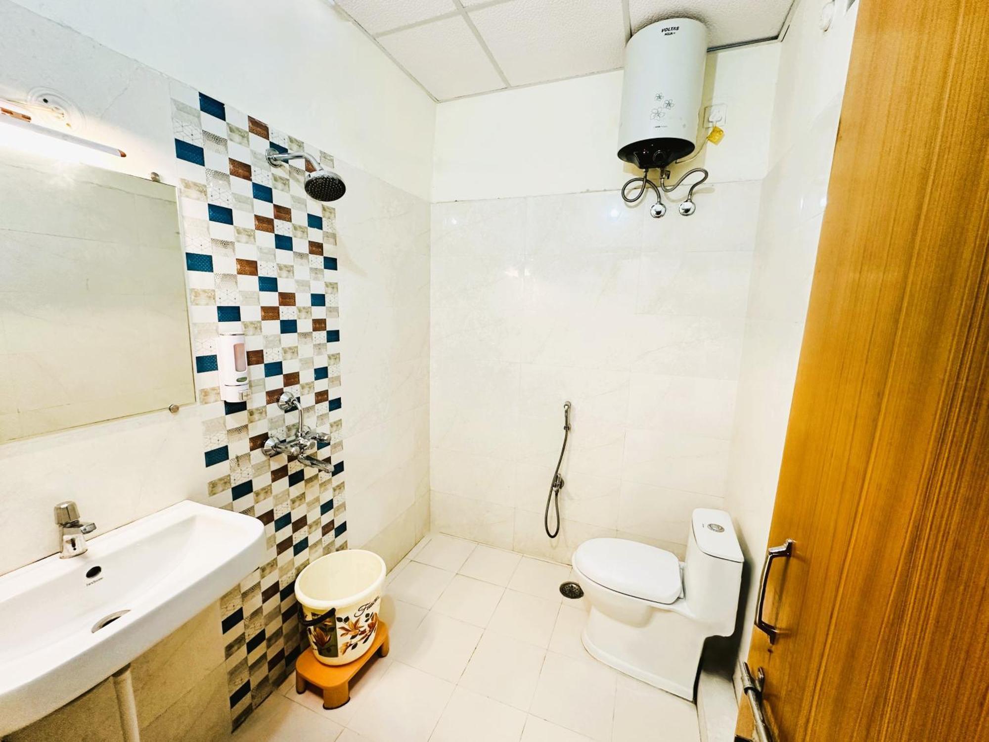 Zoomstay - 3Bhk Apartments Варанасі Екстер'єр фото