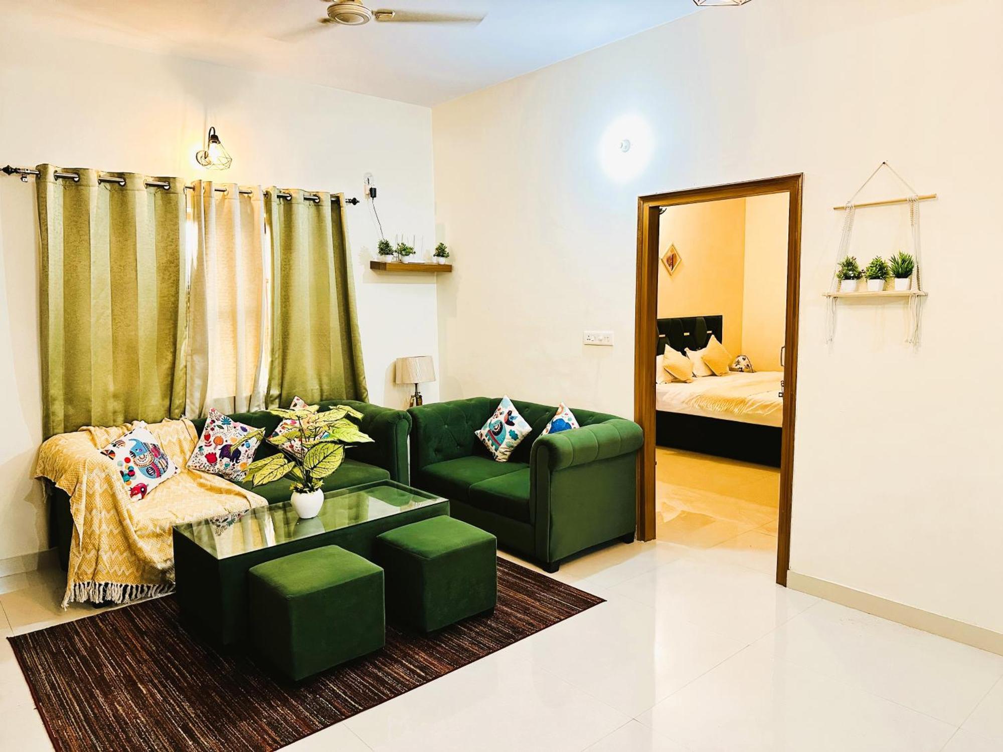 Zoomstay - 3Bhk Apartments Варанасі Екстер'єр фото