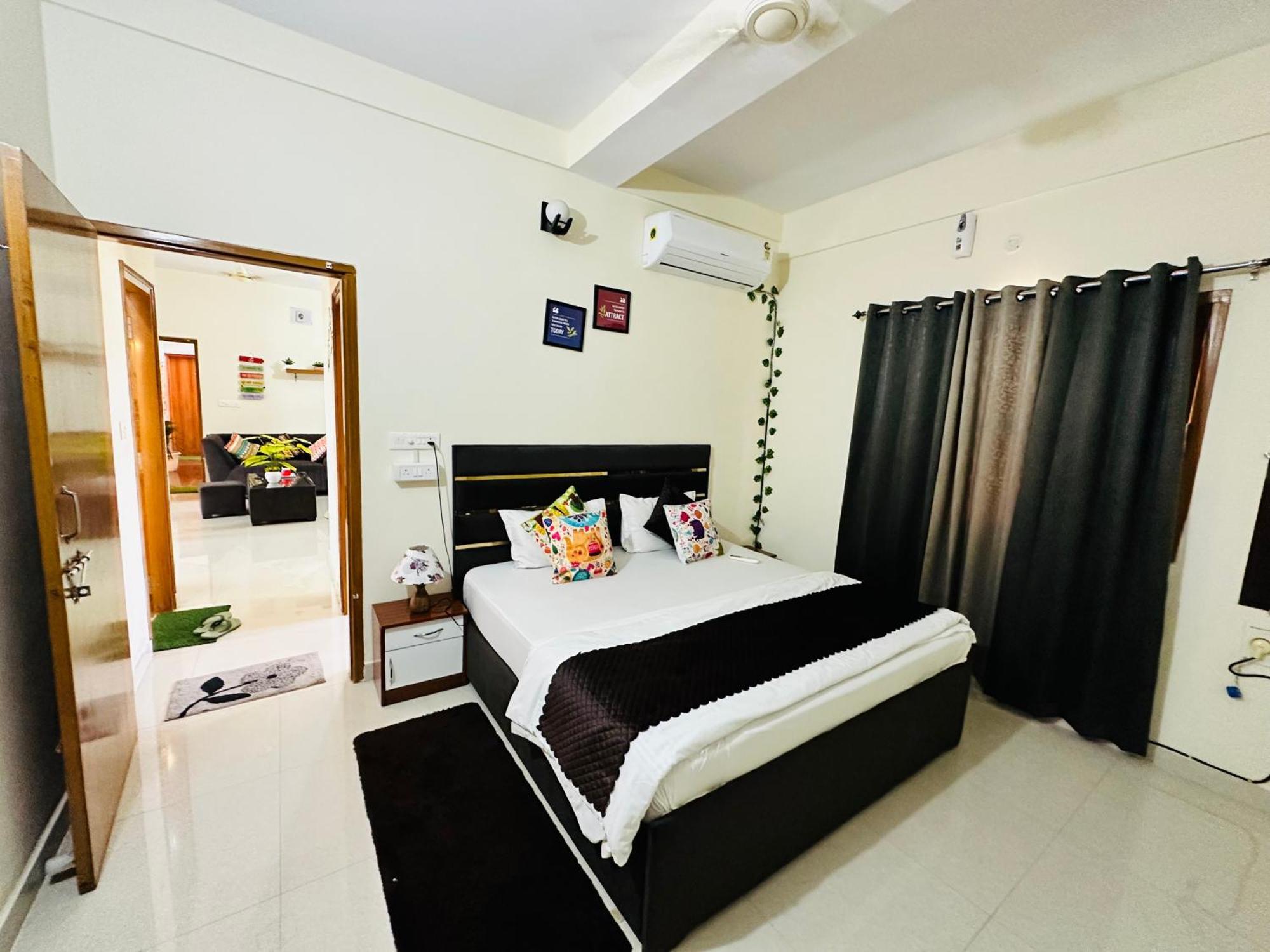 Zoomstay - 3Bhk Apartments Варанасі Екстер'єр фото