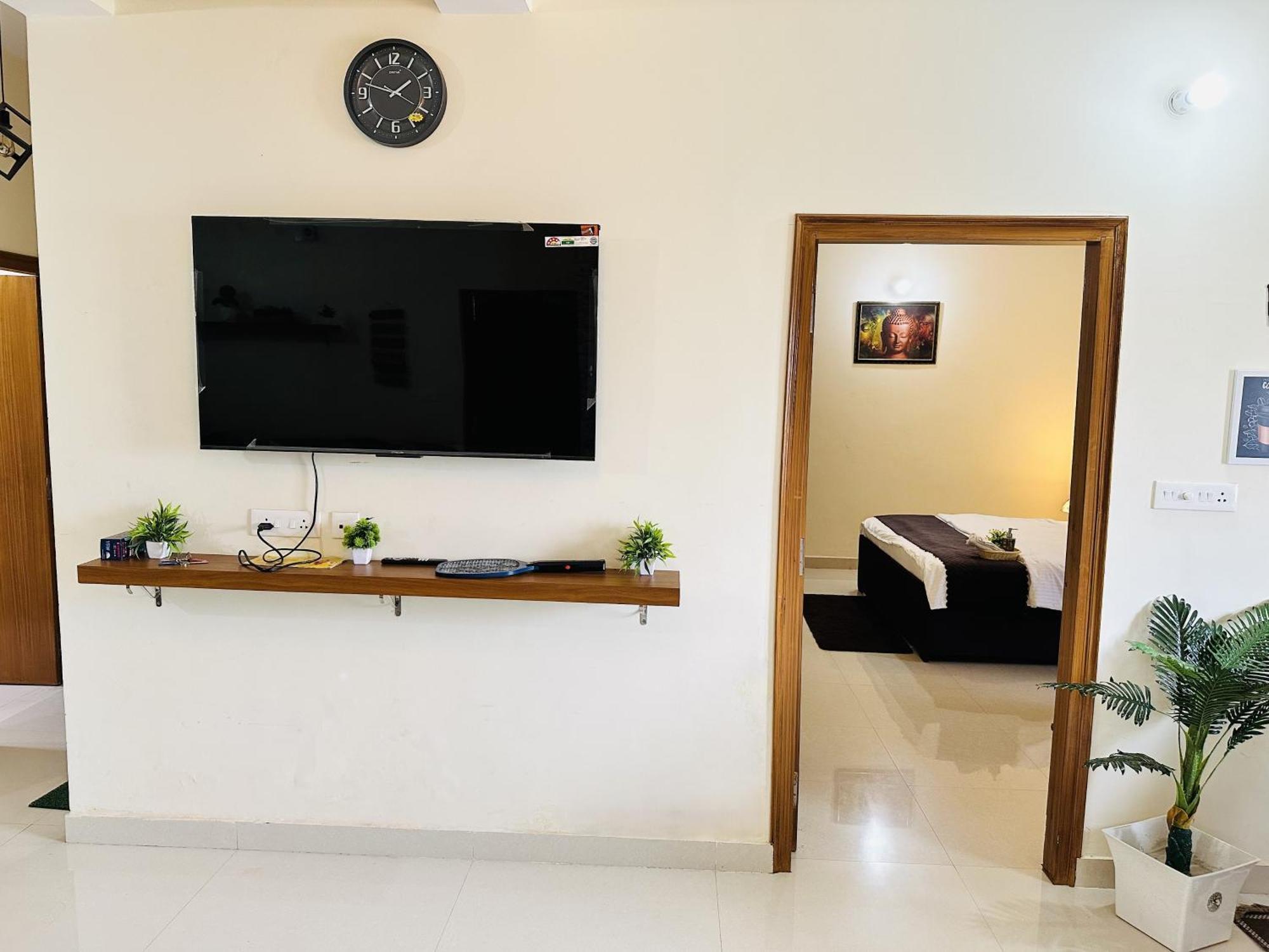 Zoomstay - 3Bhk Apartments Варанасі Екстер'єр фото