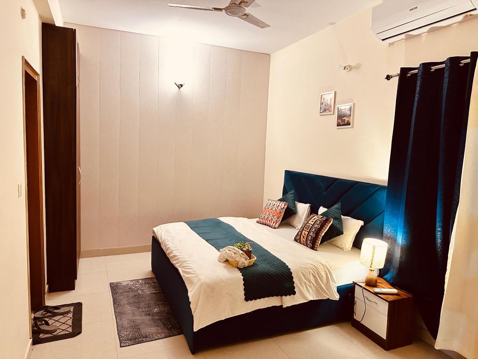 Zoomstay - 3Bhk Apartments Варанасі Екстер'єр фото
